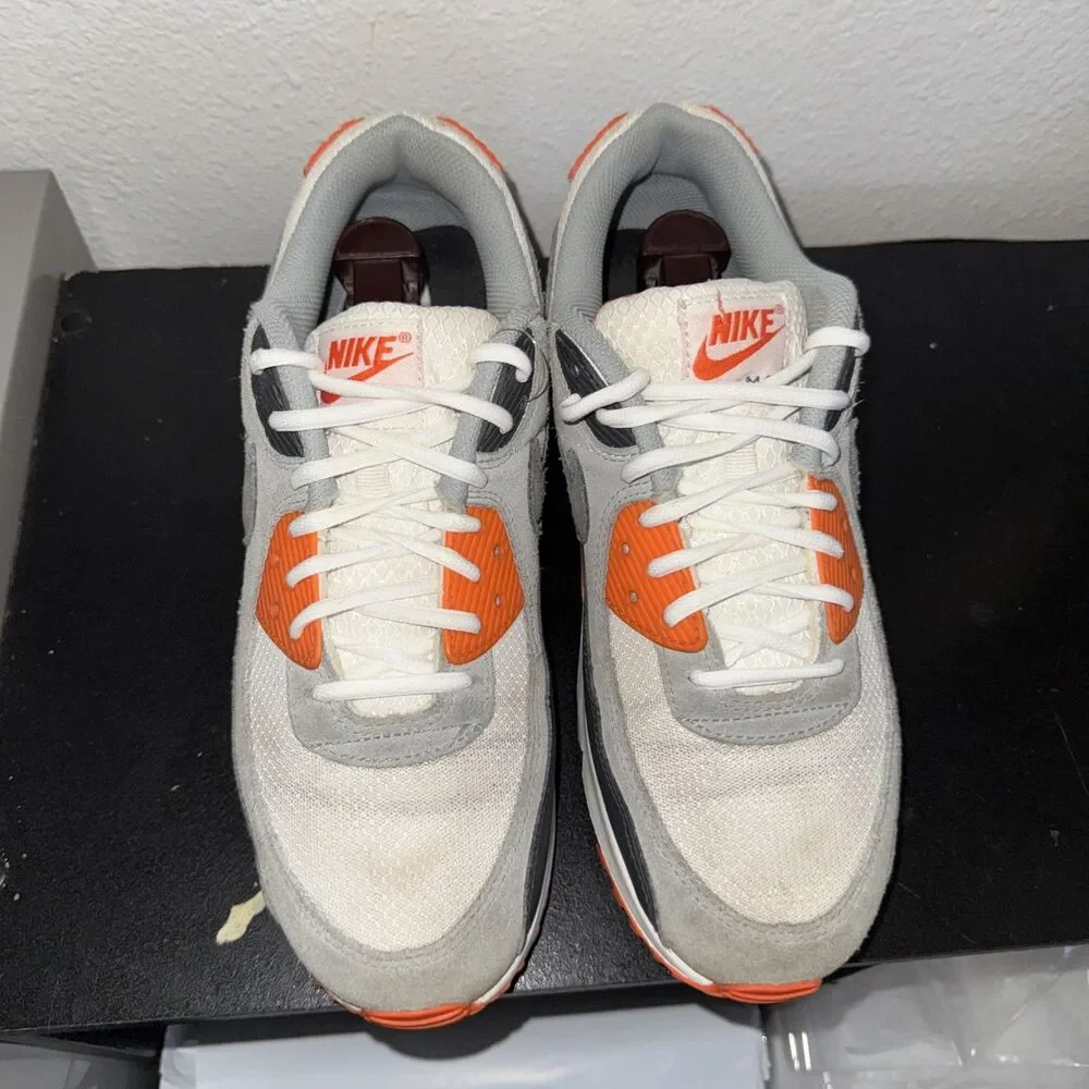 Nike Air Max 90 Summit White Smoke Grey Orange Men's Sneakers Sz 9.5 DM0029-108